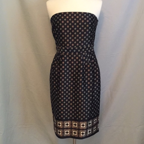 Banana Republic Dresses & Skirts - Banana Republic Satin black strapless dress